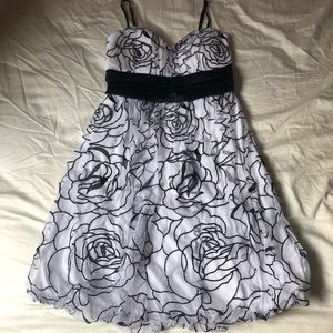Junior Sweetheart Baby Doll Dress Tie Floral Black and White Sparkles